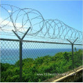 barbed wire extension arm for security fence